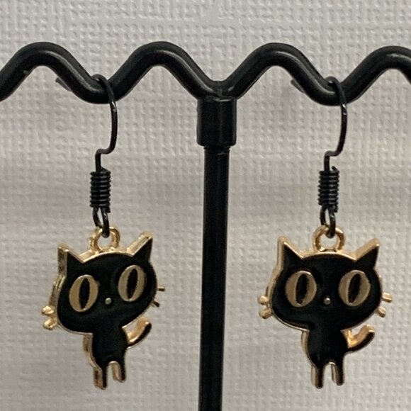 Black Cat Earring, Halloween Earring, Punk Goth Earring, Gift Idea, Cat Earring - Picture 3 of 6